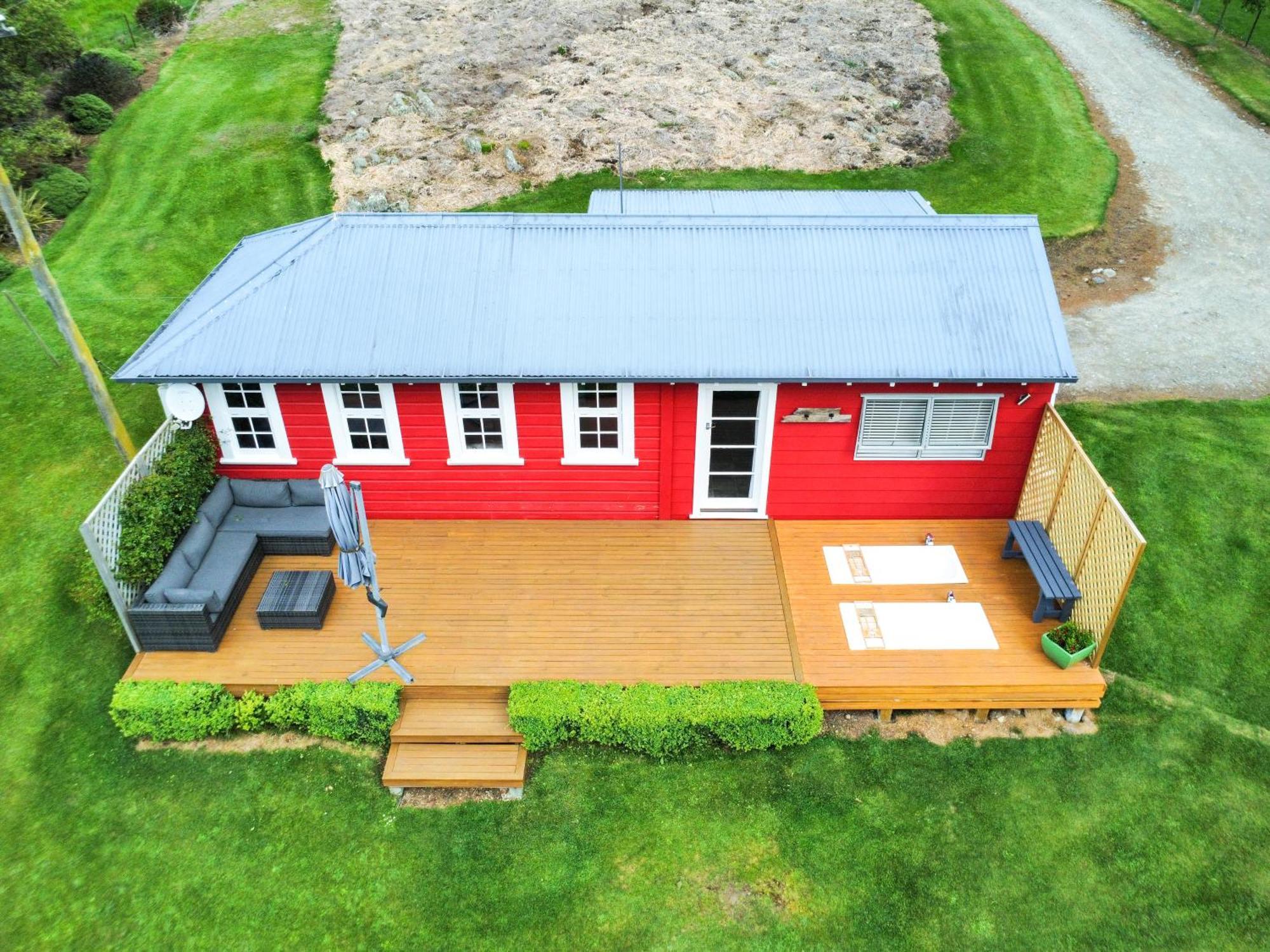 Little Red School House Villa Oamaru Exterior photo