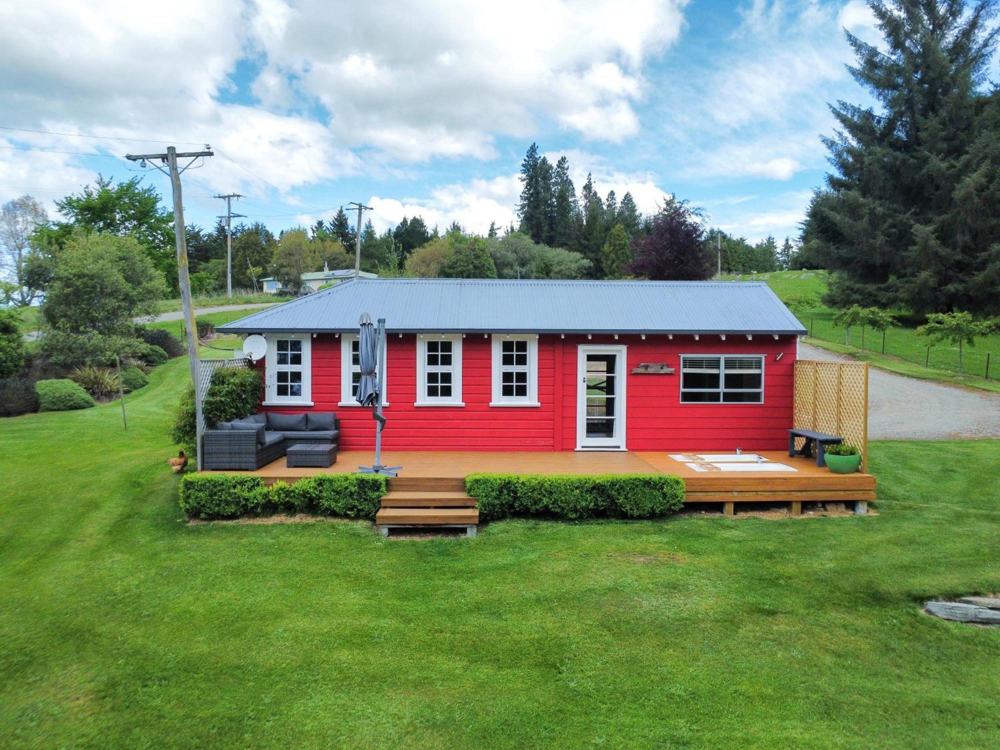 Little Red School House Villa Oamaru Exterior photo